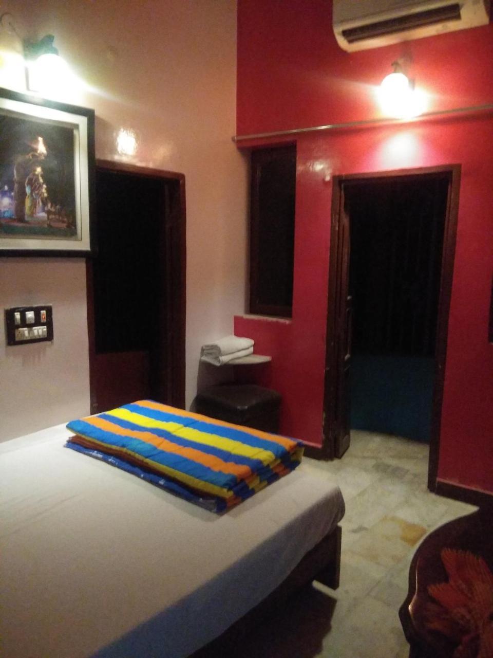 Shiva Guest house